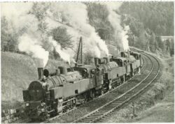 lokomotive 95.113+118+115 im "blauen einschnitt" auf der rückfahrt nach gloggnitz