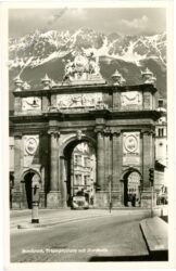 innsbruck, triumphpforte mit nordkette