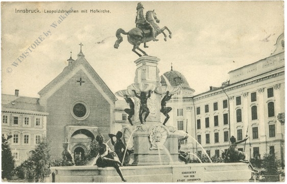 innsbruck, leopoldsbrunnen mit hofkirche