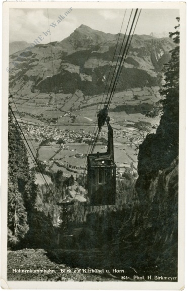 kitzbühel, hahnenkammbahn, blick auf kitzbühel und horn