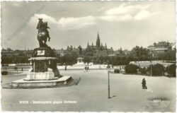 wien 1, heldenplatz gegen rathaus