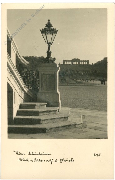 wien 13, schloss schönbrunn, blick v. schloss auf d. gloriette wien 13, schloss schönbrunn, blick v. schloss auf d. gloriette