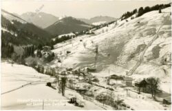 saalbach hinterglemm, skidorf mit skilift zum zwölferkogel