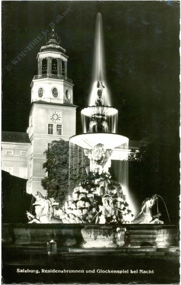 salzburg, residenzbrunnen und glockenspiel bei nacht salzburg, residenzbrunnen und glockenspiel bei nacht