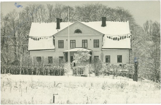eingeschneites haus eingeschneites haus