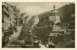 karlovy vary (karlsbad), markt mit schloßberg