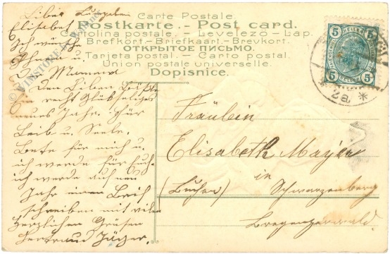 weihnachten: kind mit lebkuchen