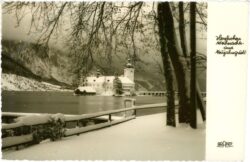 weihnachten: verschneite ortsansicht