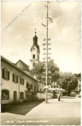 bad kohlgrub, maibaum am dorfplatz