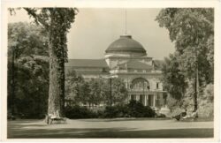 wiesbaden, kurgarten mit kurhaus