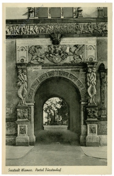 wismar, portal fürstenhof