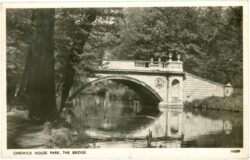 london, chiswick house park, the bridge