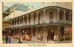 louisiana, new orleans, vieux carre street scene