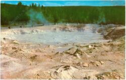 wyoming, yellowstone national park, fountain paint pot