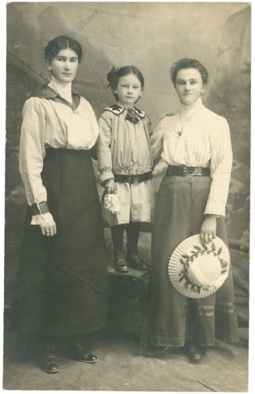 drei damen