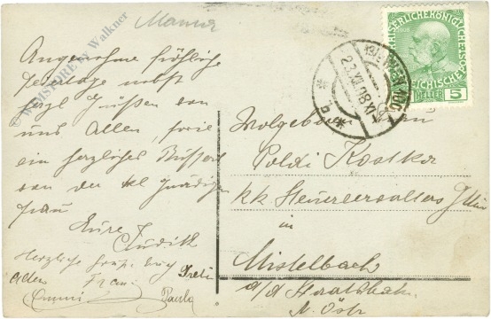 mädchen mit schirm