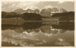 kitzbühel, schwarzsee mit kaisergebirge