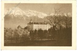 innsbruck, schloss amras gegen nordkette
