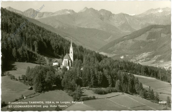tamsweg, st. leonhardikirche gegen hohe tauern tamsweg, st. leonhardikirche gegen hohe tauern