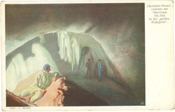 dachstein, rieseneishöhle, in der großen eiskapelle