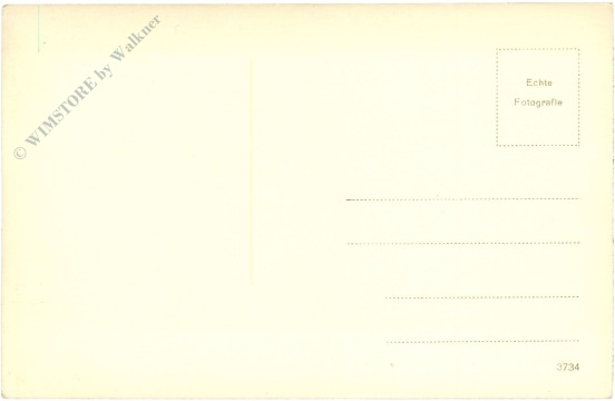 blick gegen die felsenwand