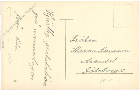 glückwünsche, bub mit blumen