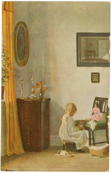 mädchen beim puppenspiel