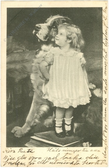 mädchen mit hund