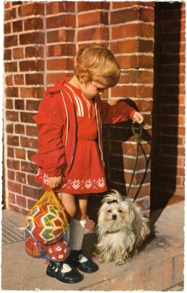mädchen mit hund