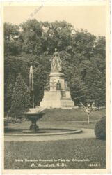 wiener neustadt, maria theresien monument im park der kriegsschule