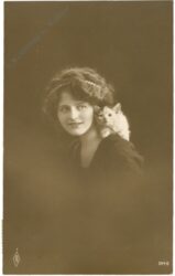 frau mit katze