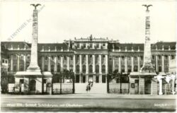 wien 13, schloss schönbrunn, mit obelisken