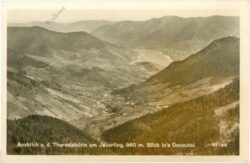 spitz an der donau, ausblick v.d. theresiahütte am jauerling, blick ins donautal