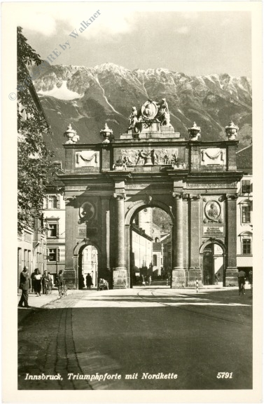 innsbruck, triumpfpforte mit nordkette