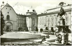 innsbruck, leopoldsbrunnen, hofkirche und hofburg