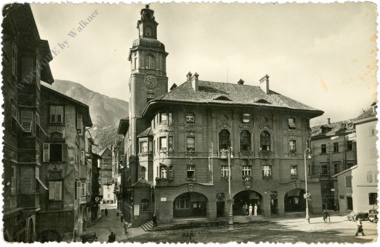 bozen, rathausplatz bozen, rathausplatz
