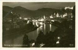 salzburg, bei scheinwerferbeleuchtung