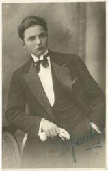 junger mann
