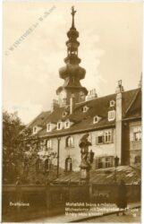 bratislava, michaelertor mit stadtgraben und brücke