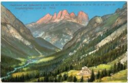 contrintal mit schutzhütte gegen die langkofelgruppe