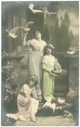 mutter mit töchtern und tauben