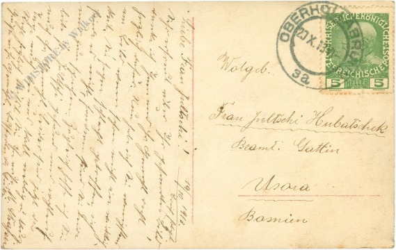 mutter mit töchtern und tauben