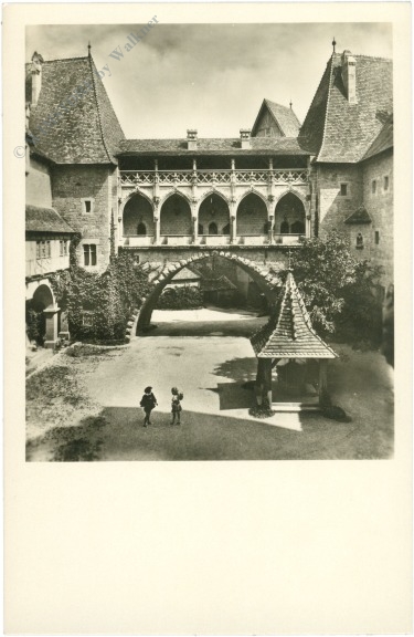 leobendorf, burg kreuzenstein, zweiter burghof gegen den kaschauergang