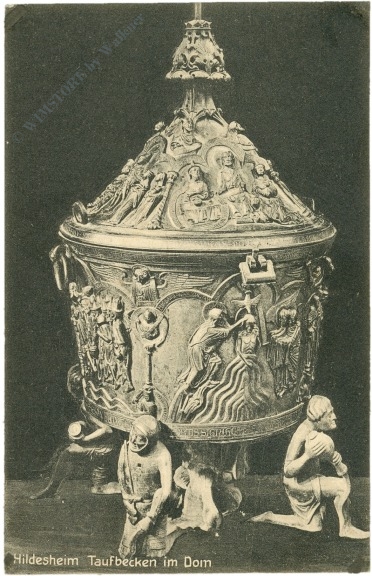 hildesheim, taufbecken im dom