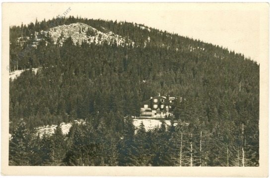 schaueregg, hallerhaus von lichtenegg gesehen