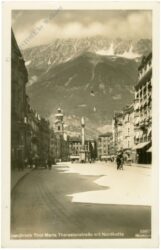 innsbruck, maria theresia strasse mit nordkette