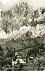 ramsau, austriahütte gegen hohen dachstein
