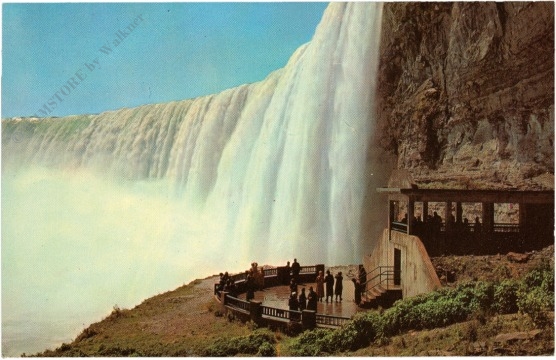 ontario, niagara falls, plaza below horseshoe falls ontario, niagara falls, plaza below horseshoe falls