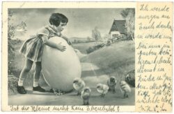ostern, mädchen mit großem ei und küken
