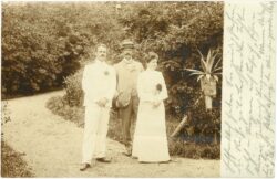 familienspaziergang im park